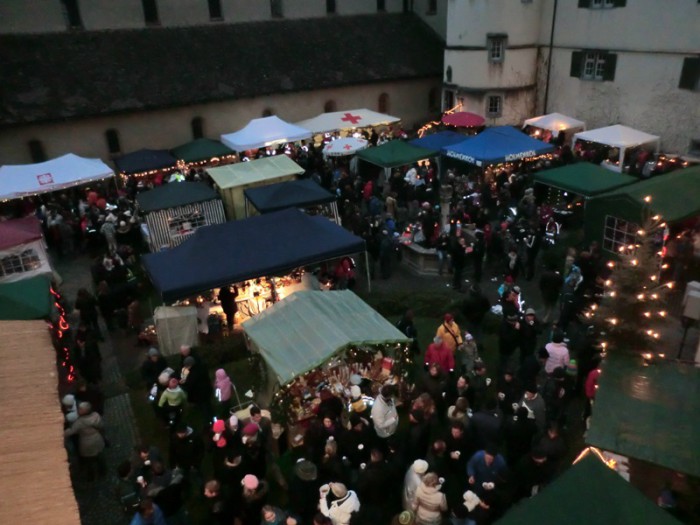 Weihnachtsmarkt im Klosterhof