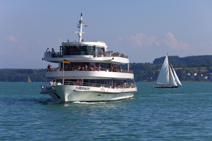 Zuschauerschiff zum Seehasenfest